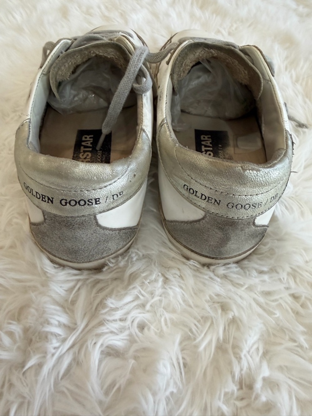 Golden Goose Deluxe Brand Super-Star
White Leather Gray Star Size 39 US 9 - Picture 4 of 11